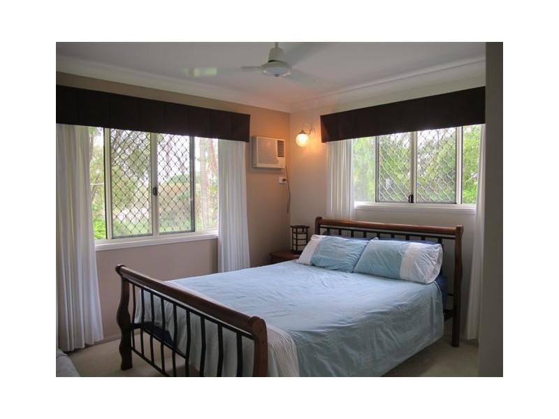 21 Strelow Drive, Glenlee QLD 4711