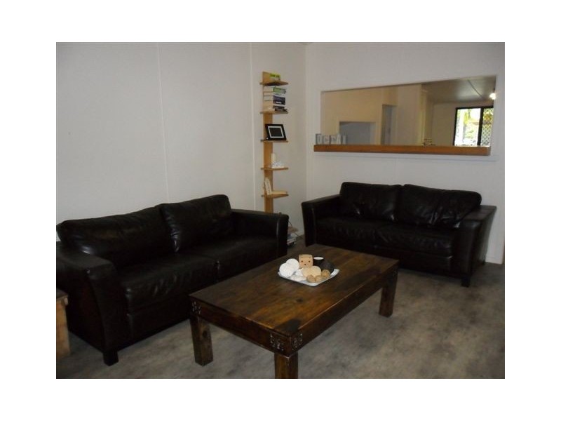 19 Roden Street, Keppel Sands QLD 4702