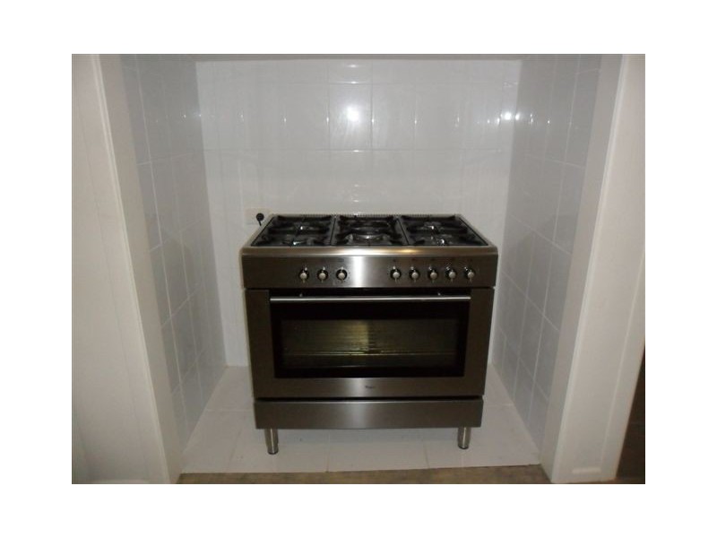 19 Roden Street, Keppel Sands QLD 4702