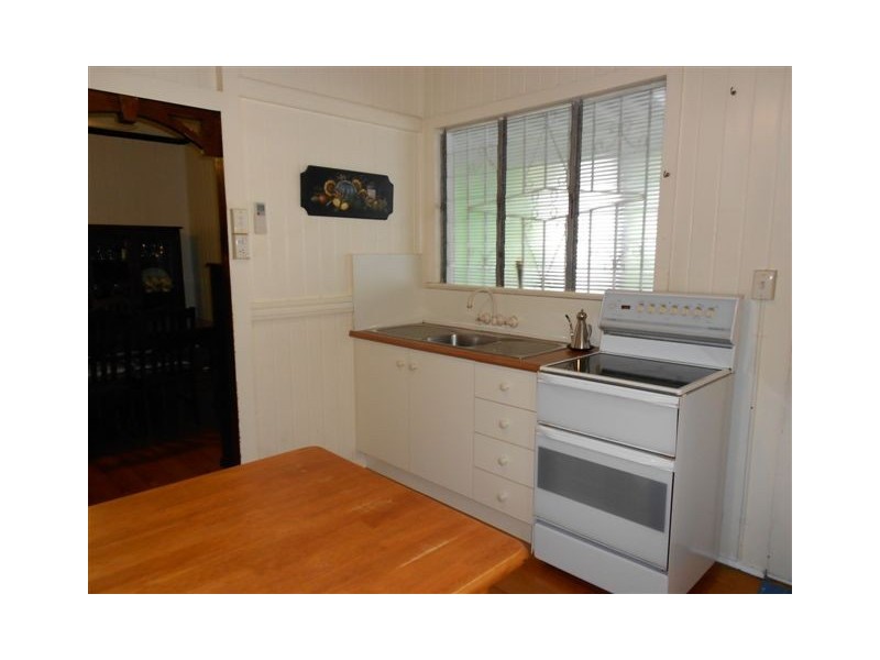 24  Flynn Street, Wandal QLD 4700