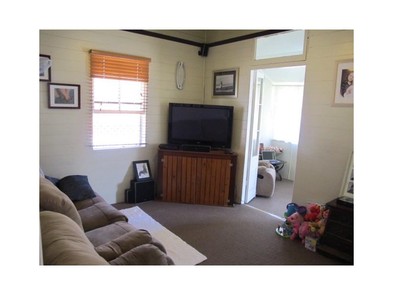 43 Cambridge Street, The Range QLD 4700