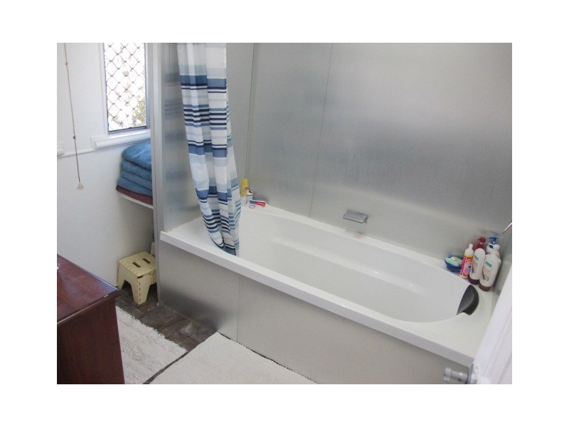 43 Cambridge Street, The Range QLD 4700