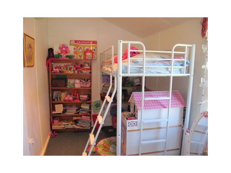 43 Cambridge Street, The Range QLD 4700