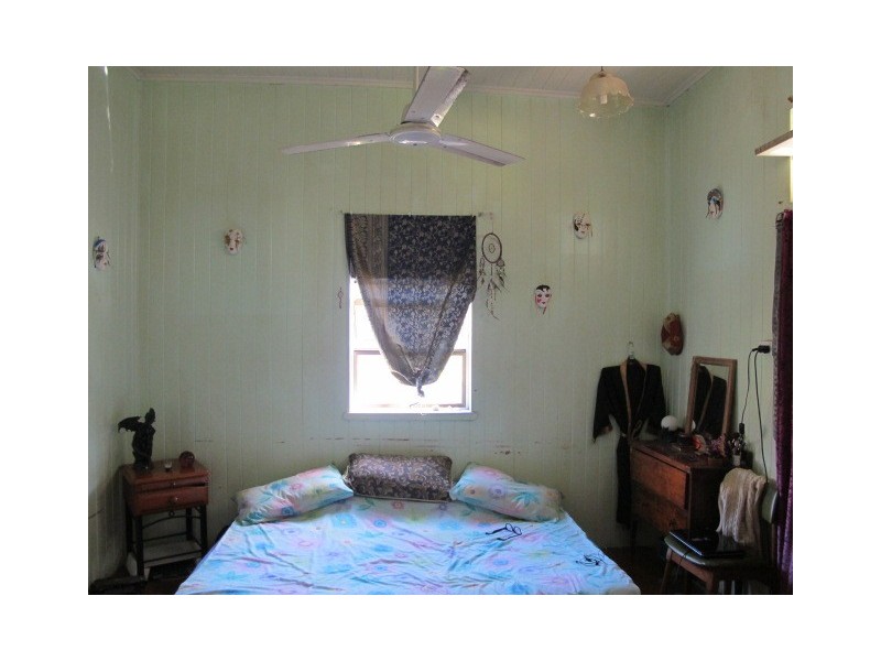 418 Campbell Street, Depot Hill QLD 4700