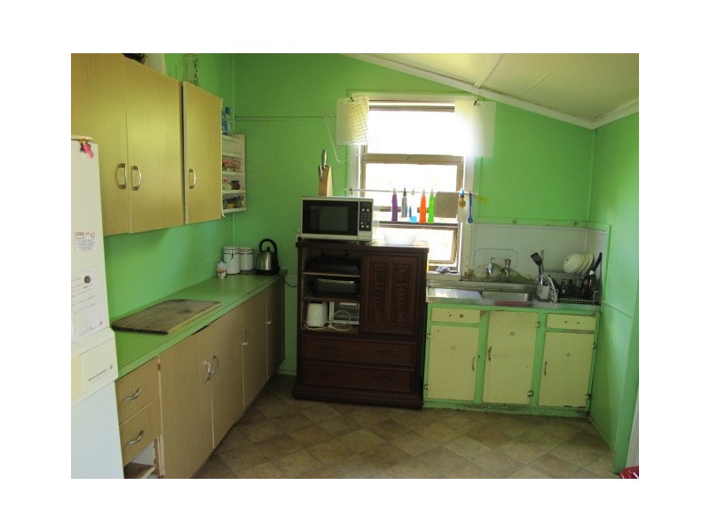 418 Campbell Street, Depot Hill QLD 4700