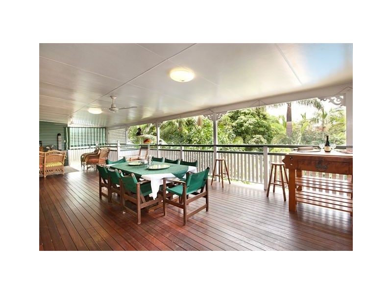 8 Oxford Street, Allenstown QLD 4700