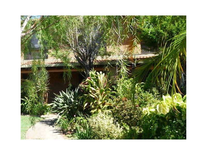 278 Bloxsom Street, Koongal QLD 4701