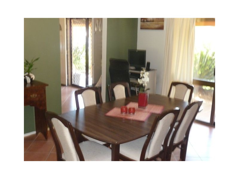 278 Bloxsom Street, Koongal QLD 4701