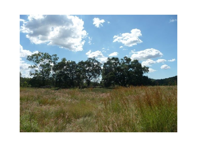 Ambrose QLD 4695
