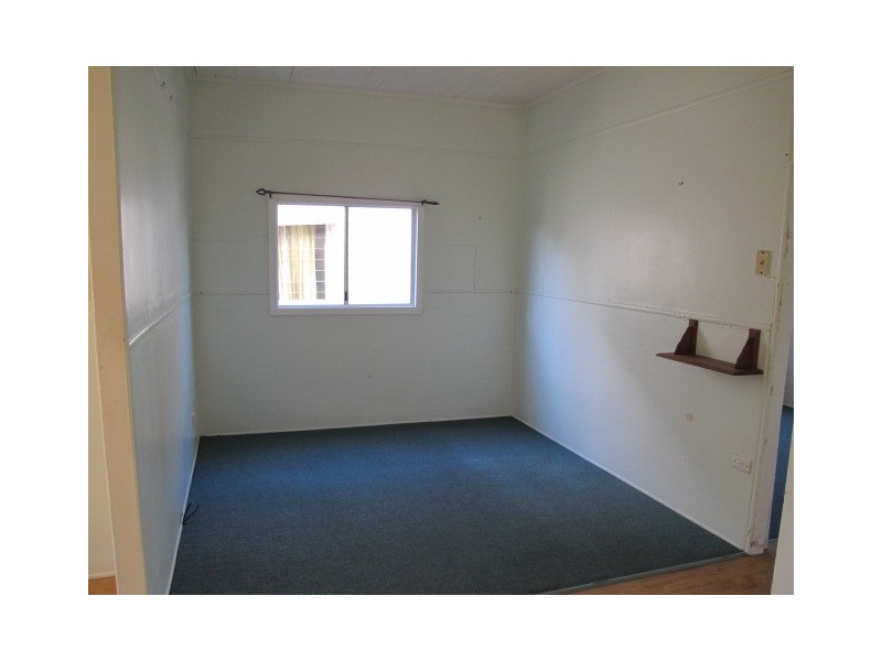 338 East Street, Depot Hill QLD 4700