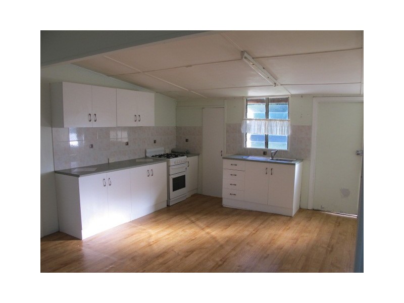 338 East Street, Depot Hill QLD 4700