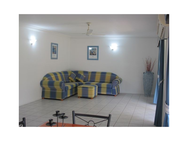 17 Kavanagh Crescent, Koongal QLD 4701