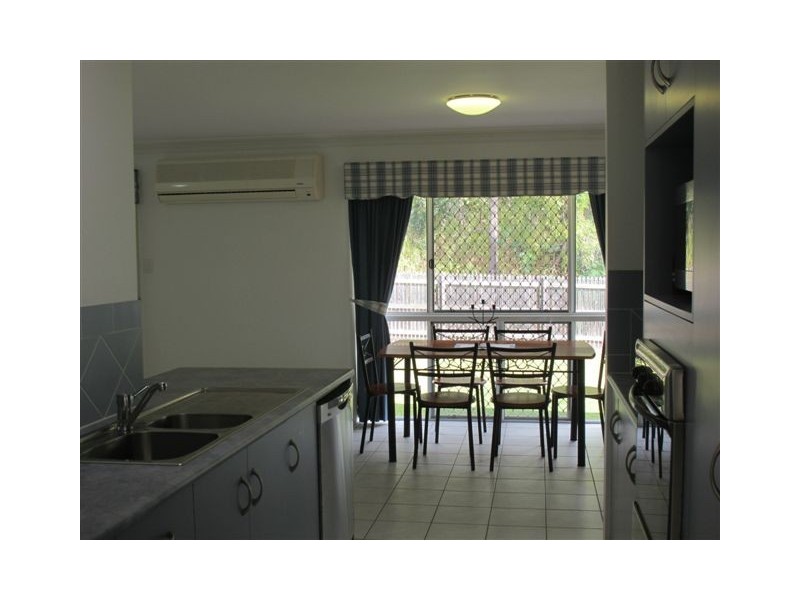 17 Kavanagh Crescent, Koongal QLD 4701