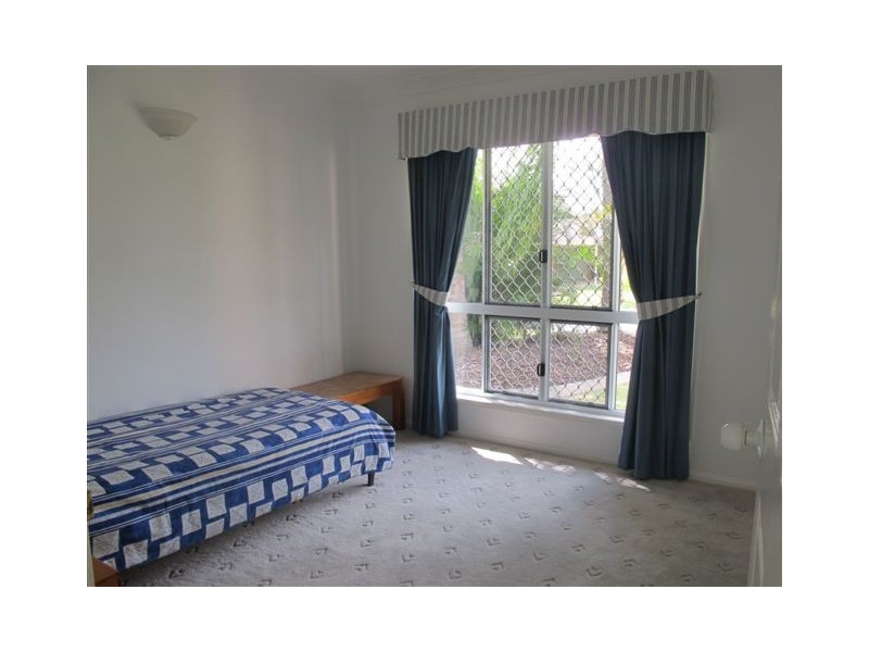 17 Kavanagh Crescent, Koongal QLD 4701