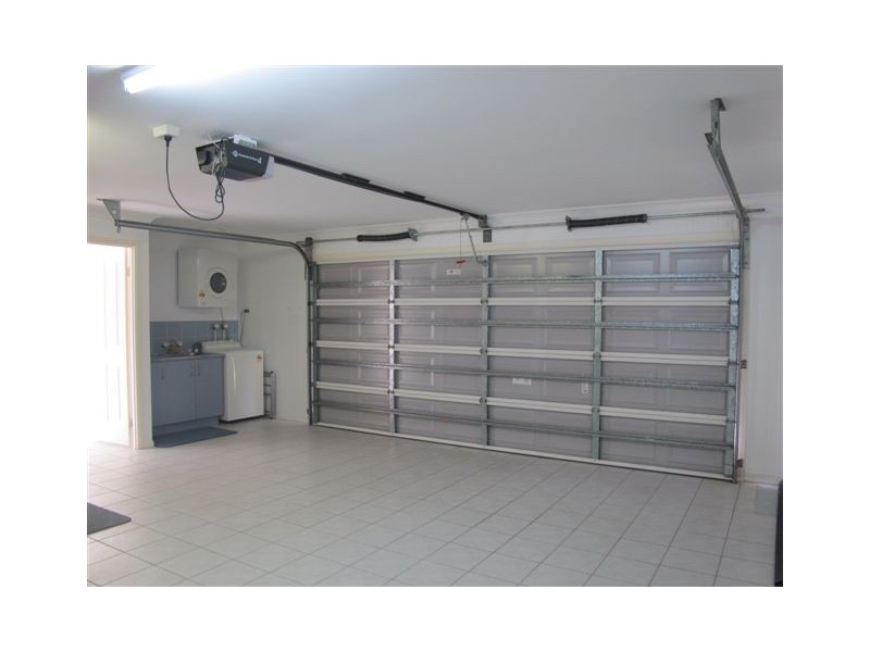 17 Kavanagh Crescent, Koongal QLD 4701