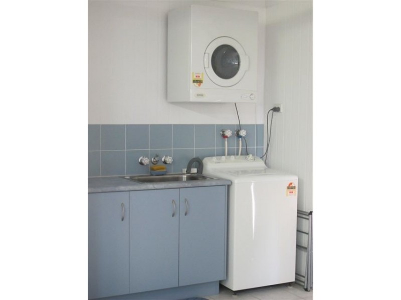 17 Kavanagh Crescent, Koongal QLD 4701