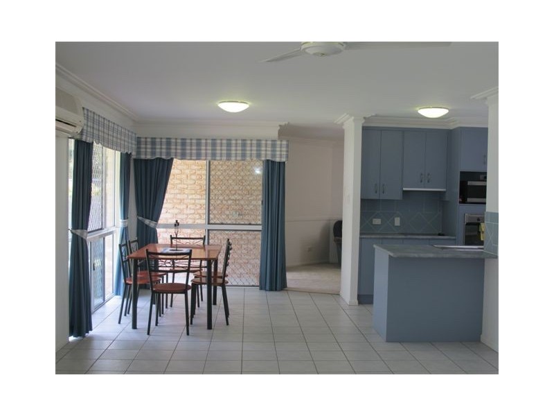 17 Kavanagh Crescent, Koongal QLD 4701