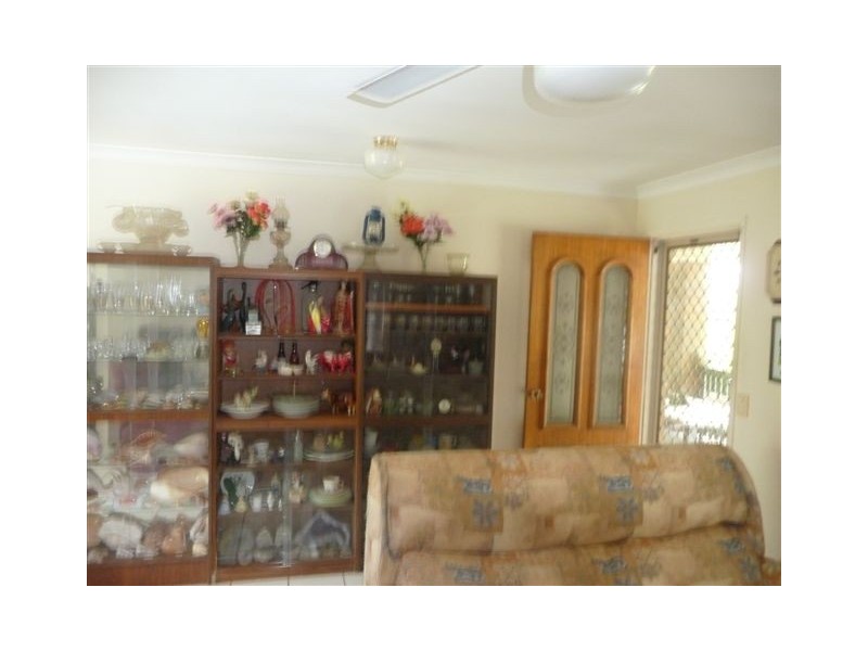 32 School Street, Mount Chalmers QLD 4702