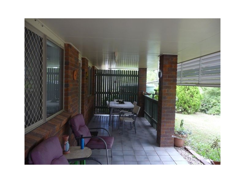 32 School Street, Mount Chalmers QLD 4702