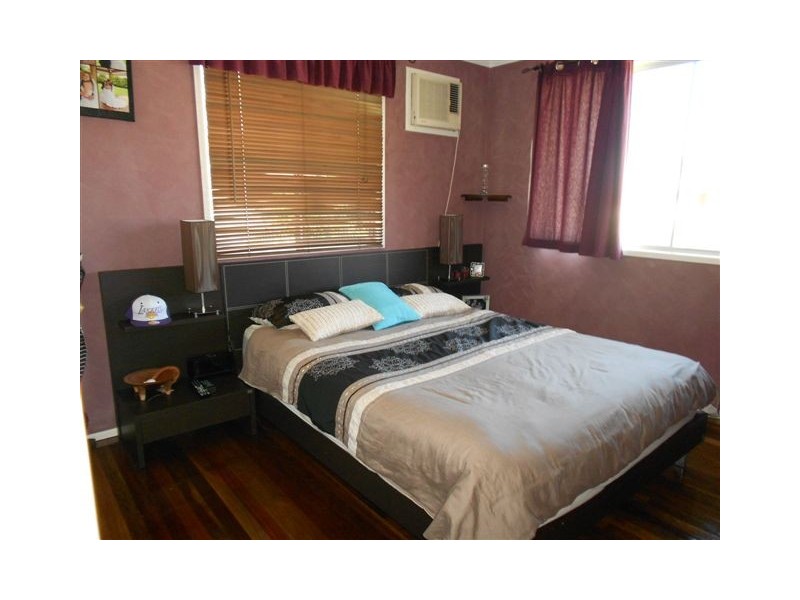 5 Buntain Street, Kawana QLD 4701