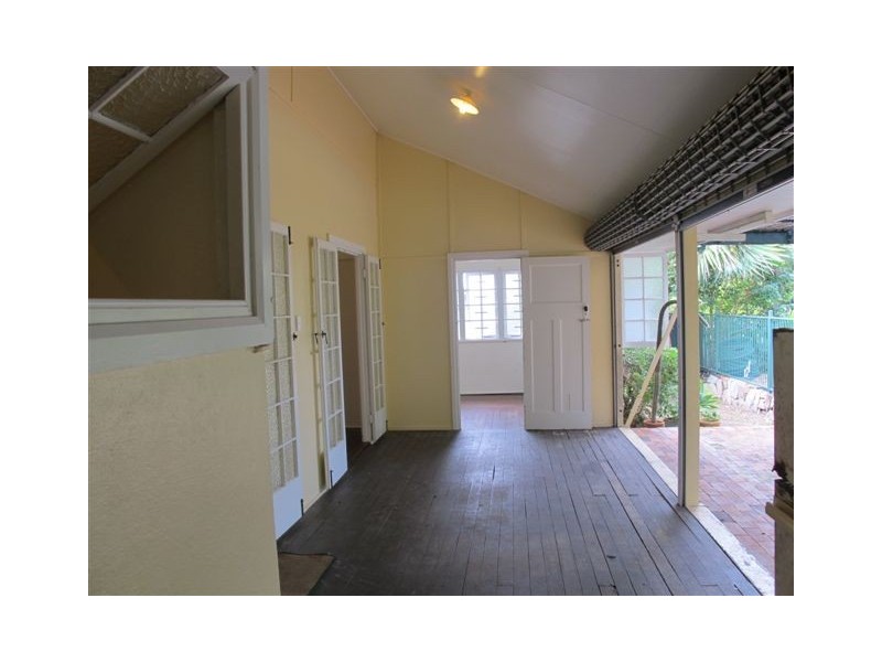 231 Denham Street, The Range QLD 4700