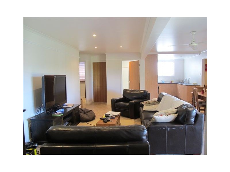 25 Lennox Street, The Range QLD 4700