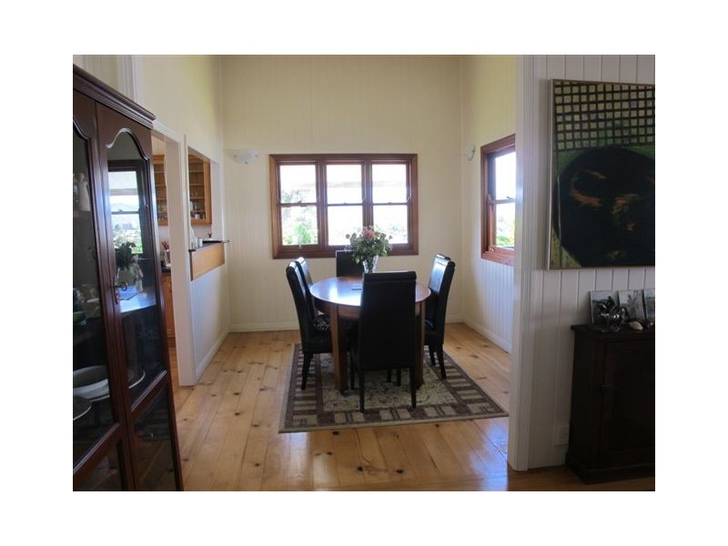 25 Lennox Street, The Range QLD 4700