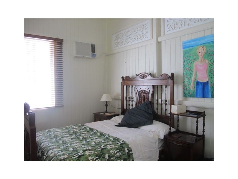 25 Lennox Street, The Range QLD 4700