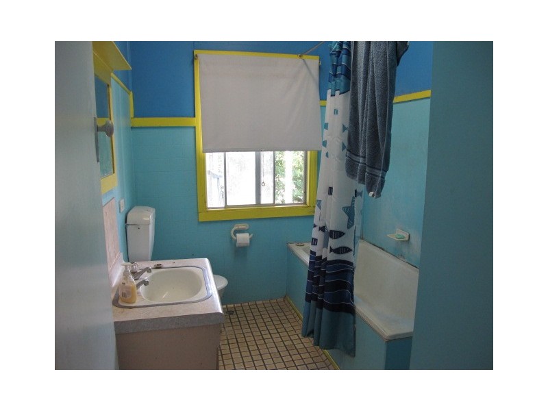 9 Cairns Street, The Range QLD 4700