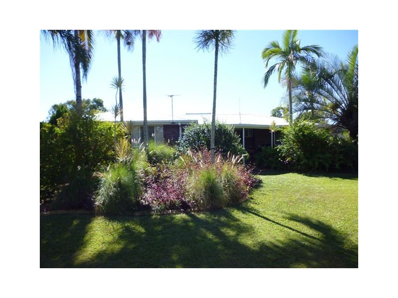10 Brady Close, Glenlee QLD 4711