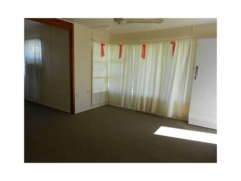 60 Alexandra Street, Park Avenue QLD 4701