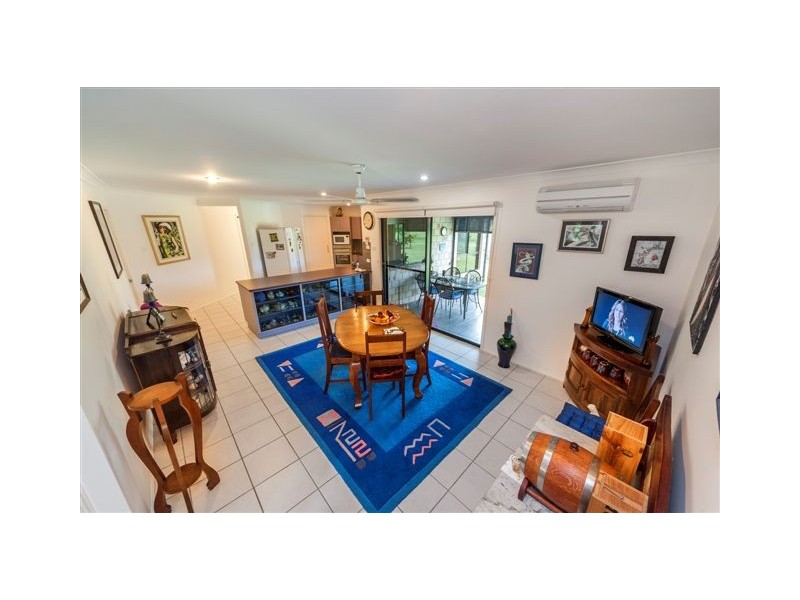 33 Burderkin Road, Nerimbera QLD 4701