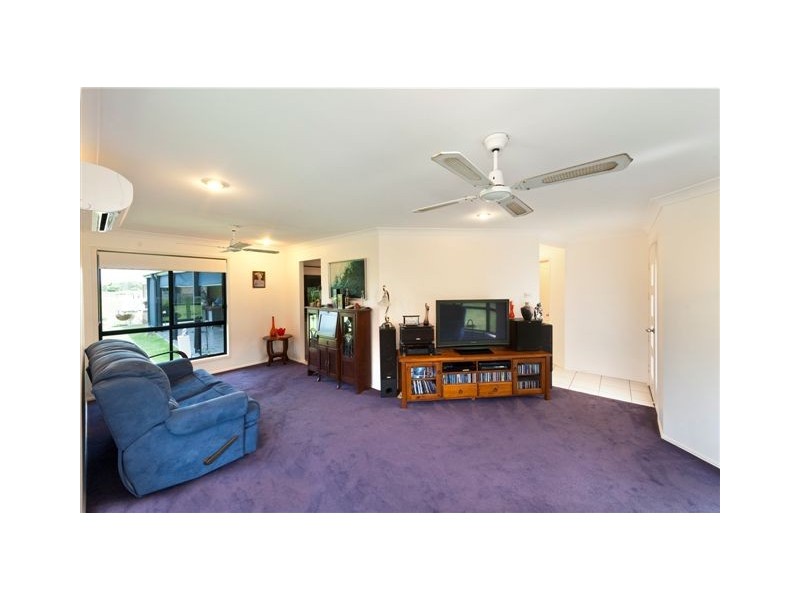 33 Burderkin Road, Nerimbera QLD 4701