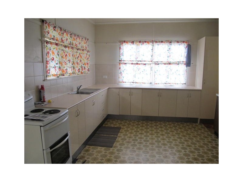 144 Archer Street, The Range QLD 4700
