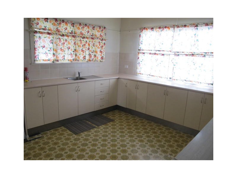 144 Archer Street, The Range QLD 4700