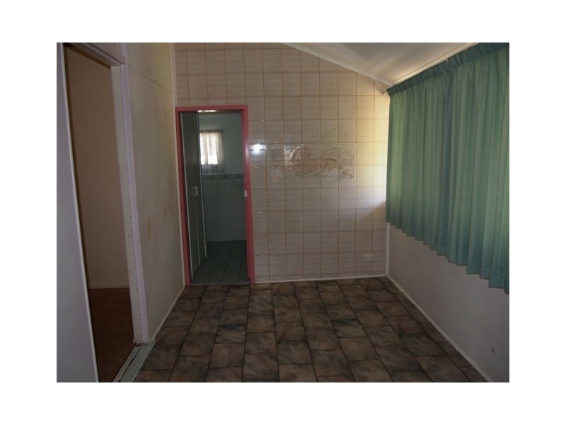 128 Quarry Street, The Range QLD 4700