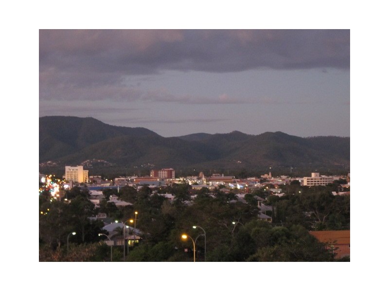 128 Quarry Street, The Range QLD 4700