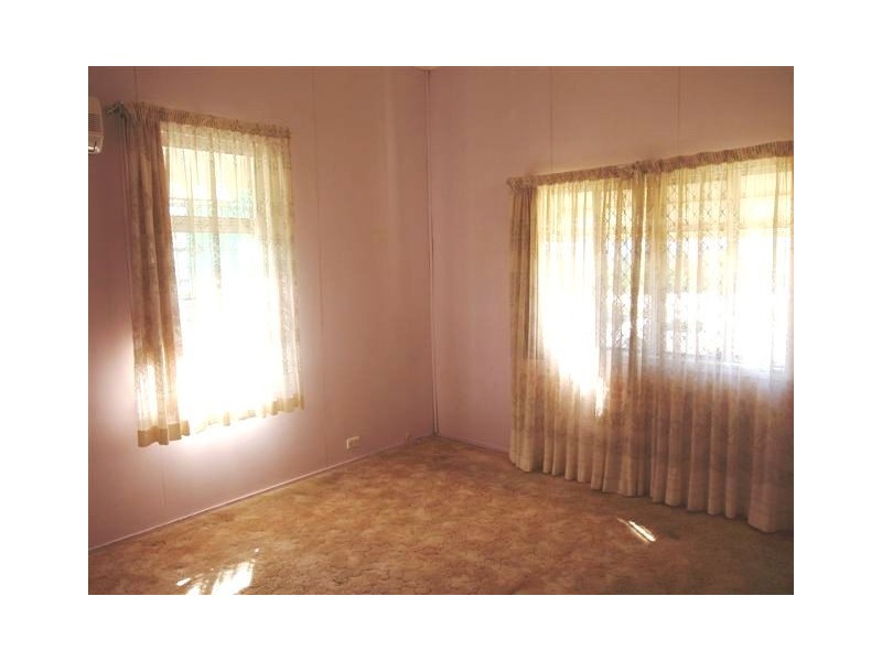 128 Quarry Street, The Range QLD 4700