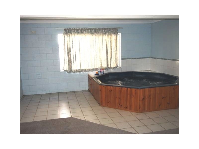 128 Quarry Street, The Range QLD 4700