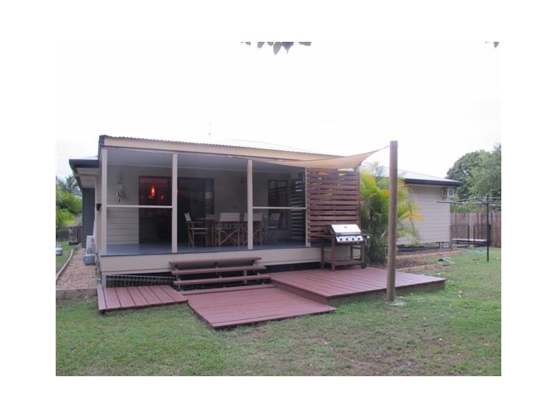 10 Pershing Street, Wandal QLD 4700