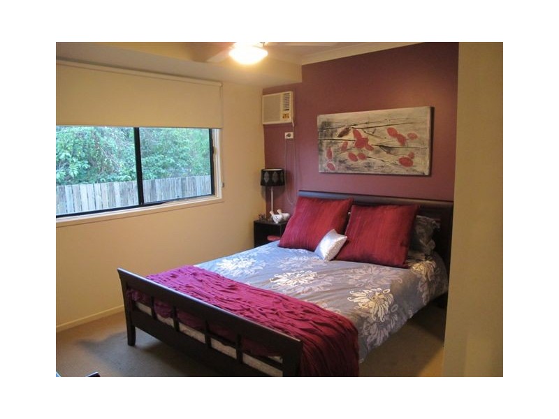 10 Pershing Street, Wandal QLD 4700
