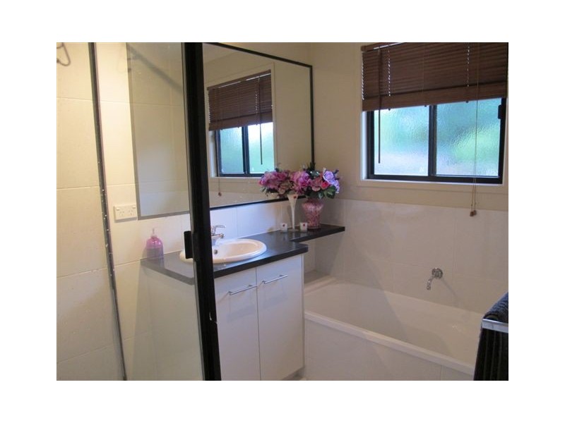 10 Pershing Street, Wandal QLD 4700