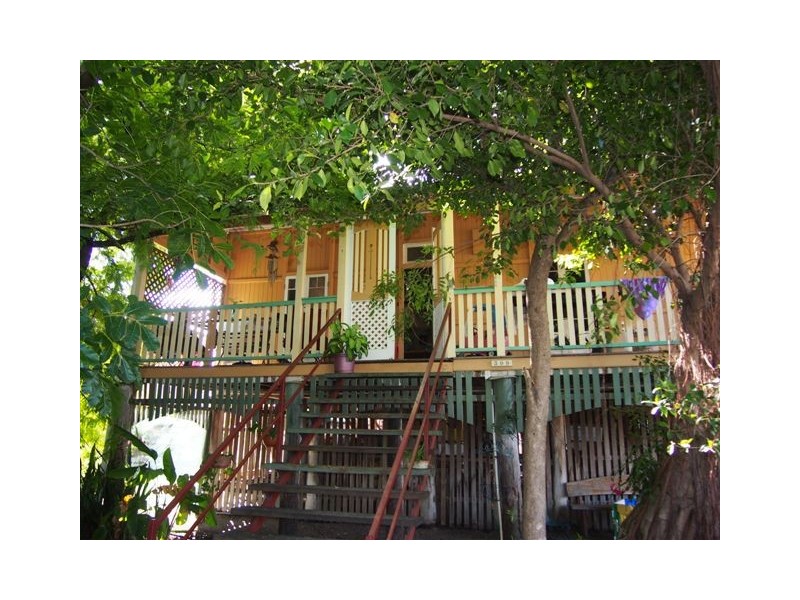 309 George Street, Depot Hill QLD 4700