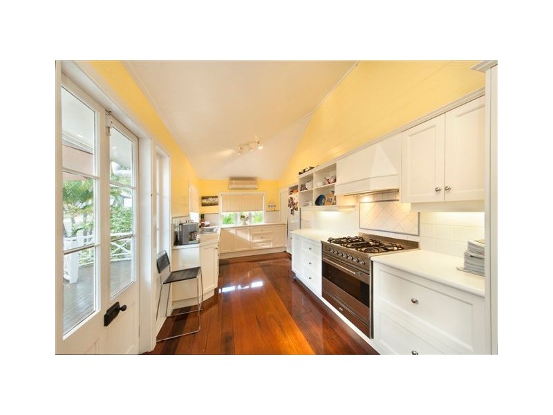 80 Cambridge Street, The Range QLD 4700