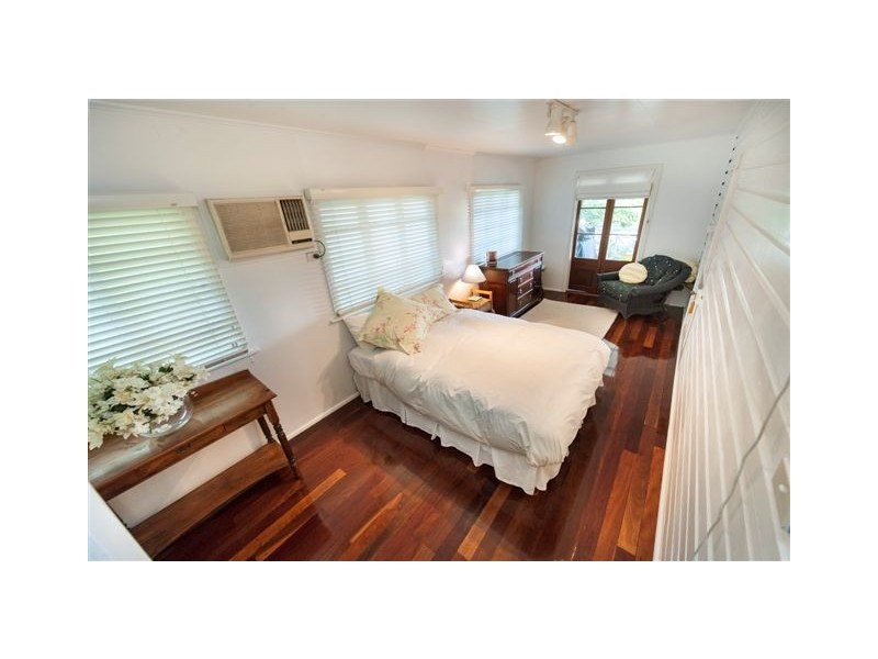 80 Cambridge Street, The Range QLD 4700