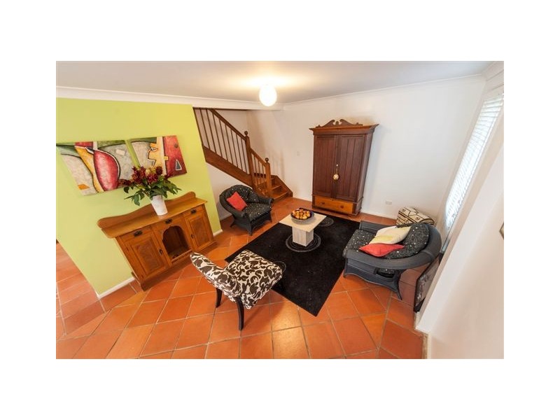 80 Cambridge Street, The Range QLD 4700