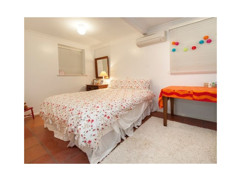 80 Cambridge Street, The Range QLD 4700