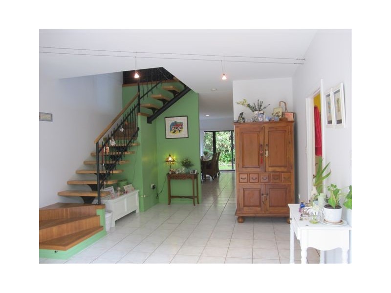 4 Menkin Place, Frenchville QLD 4701