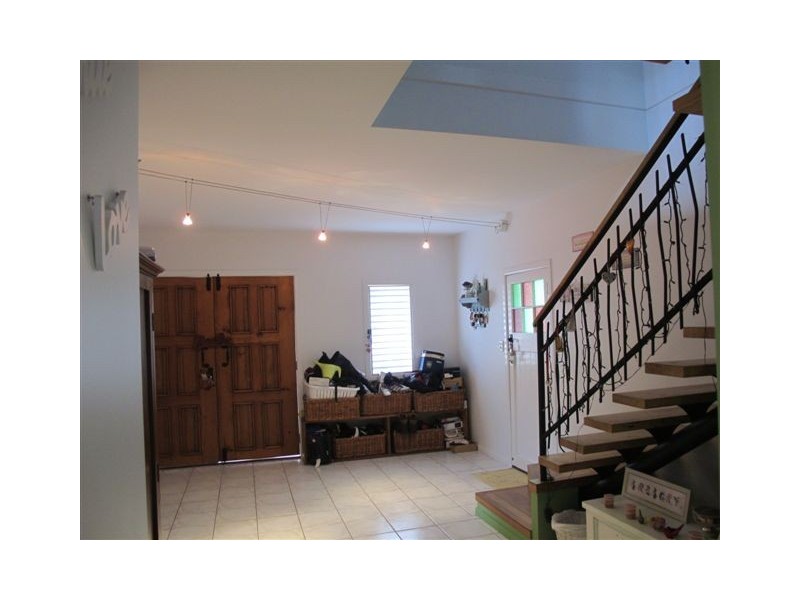 4 Menkin Place, Frenchville QLD 4701