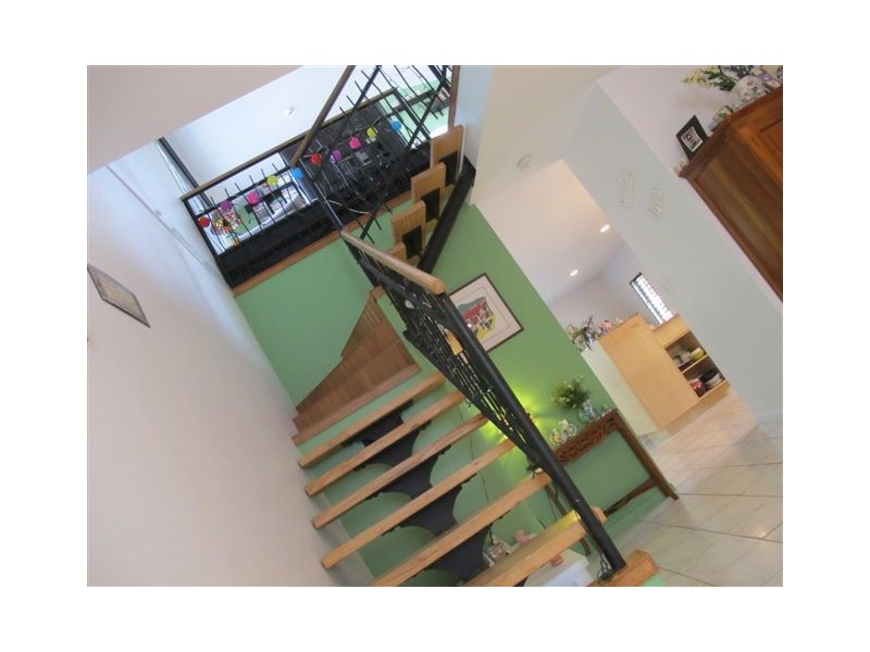 4 Menkin Place, Frenchville QLD 4701